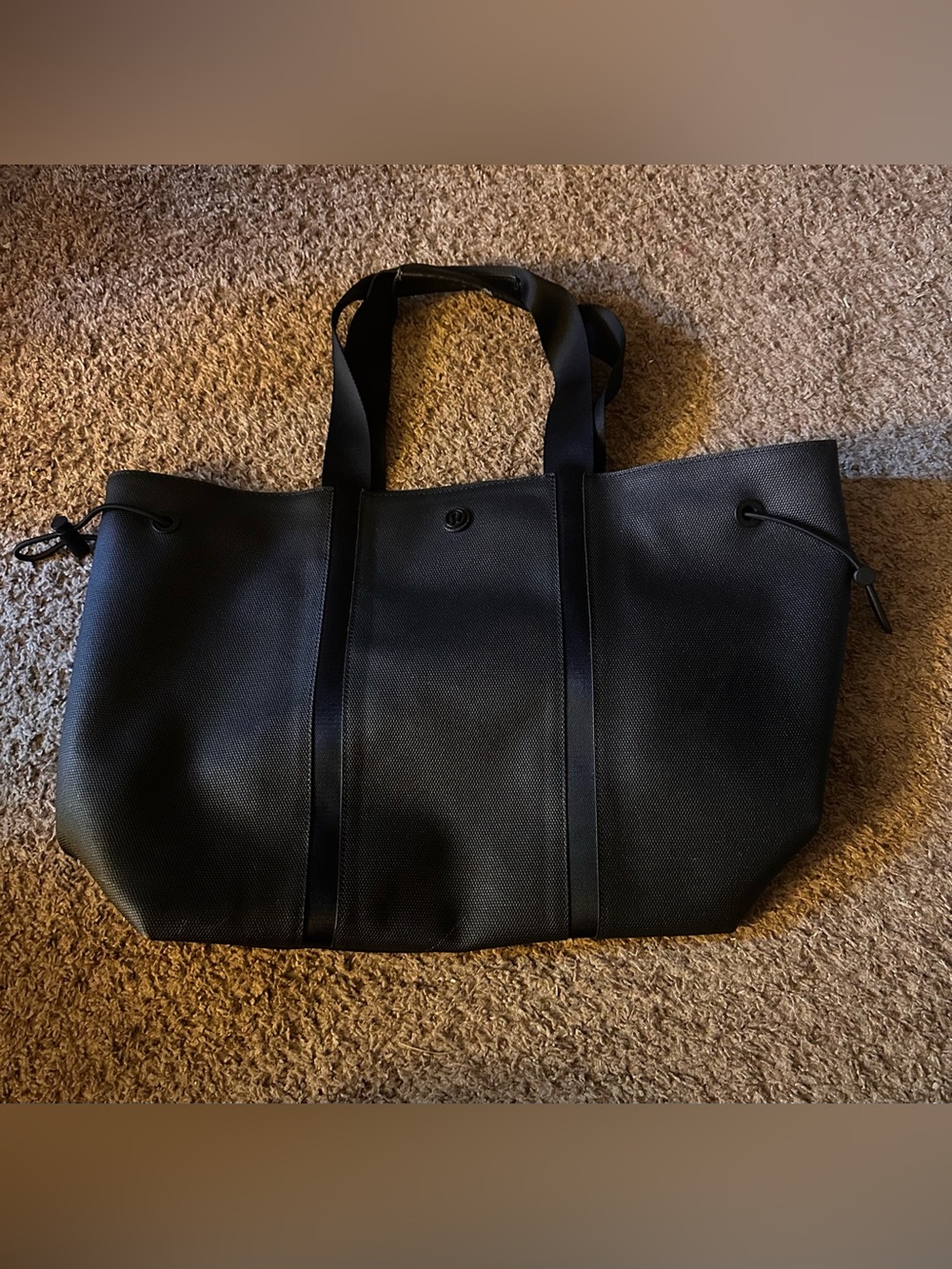 Large Lululemon tote bag